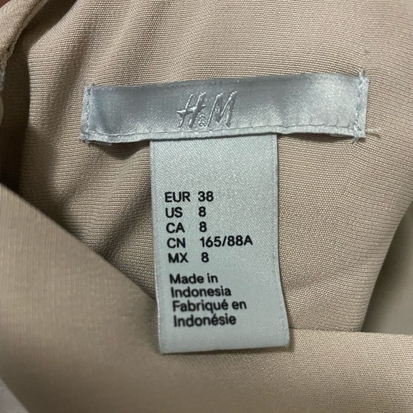 H&M blouse - Picture 3 of 3